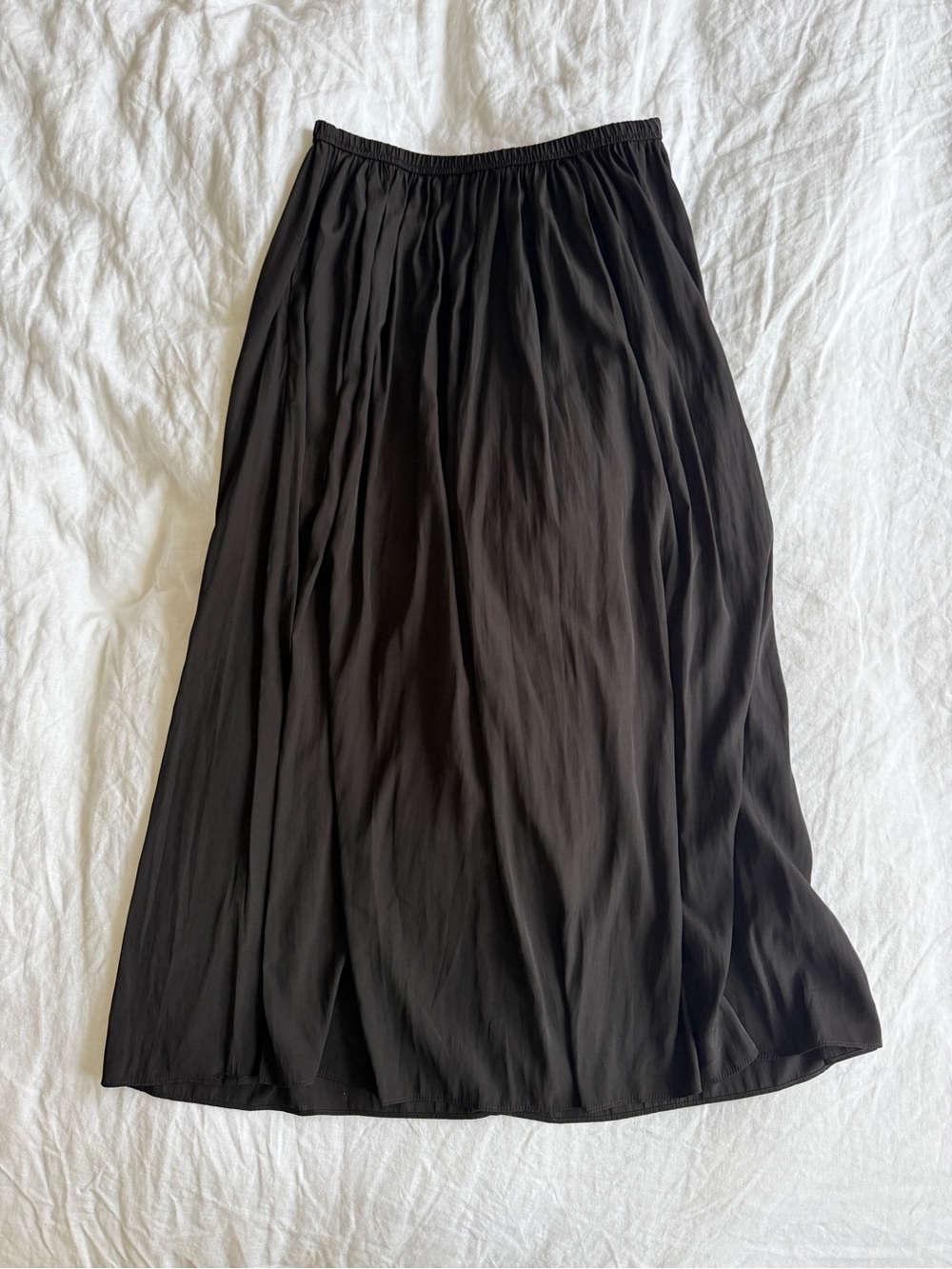Tahari Black Pleated Midi Skirt